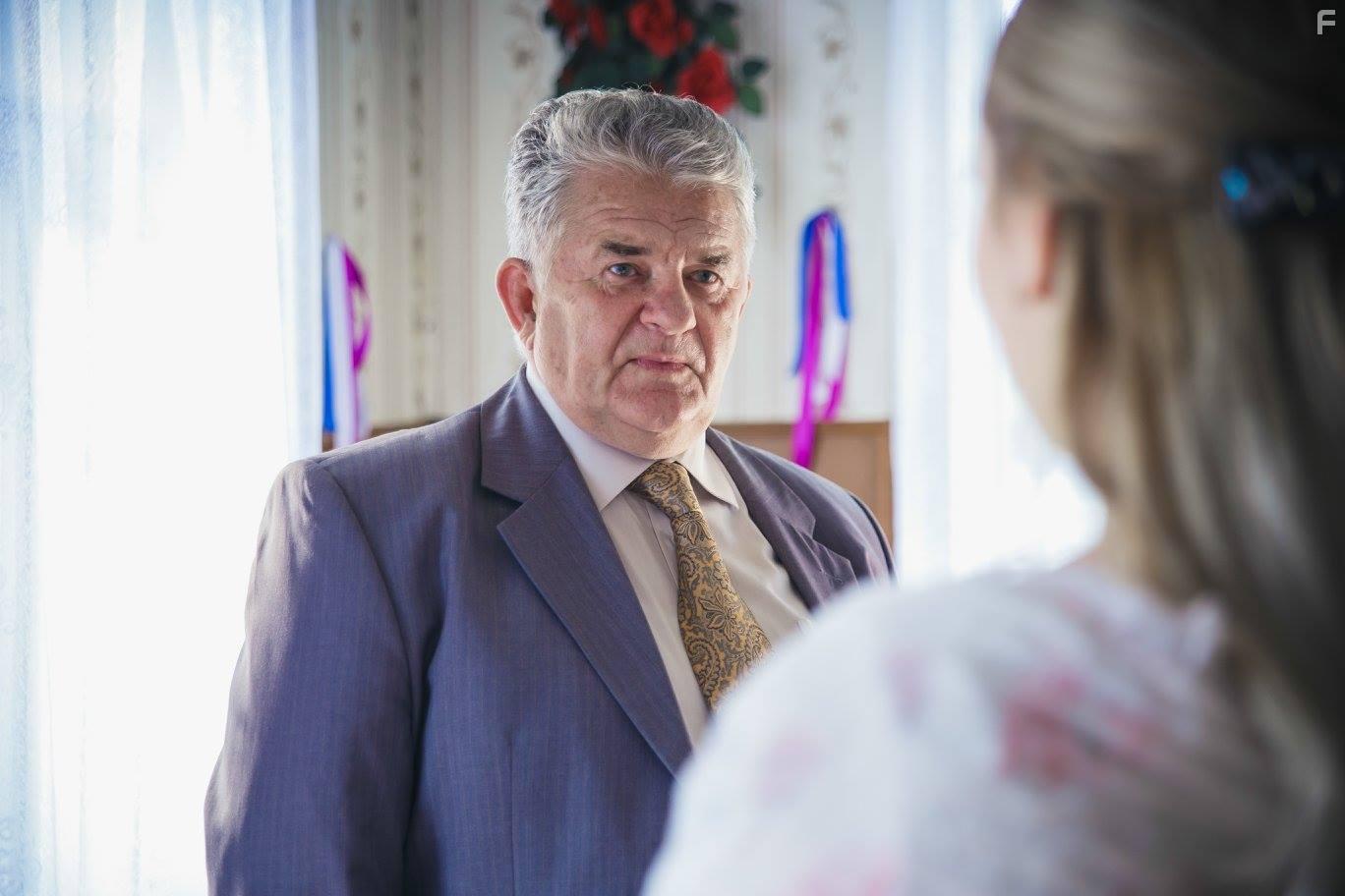 Девушка с глазами цвета неба #4