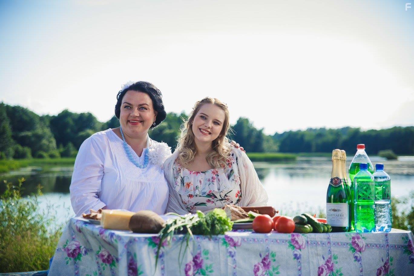 Девушка с глазами цвета неба #22