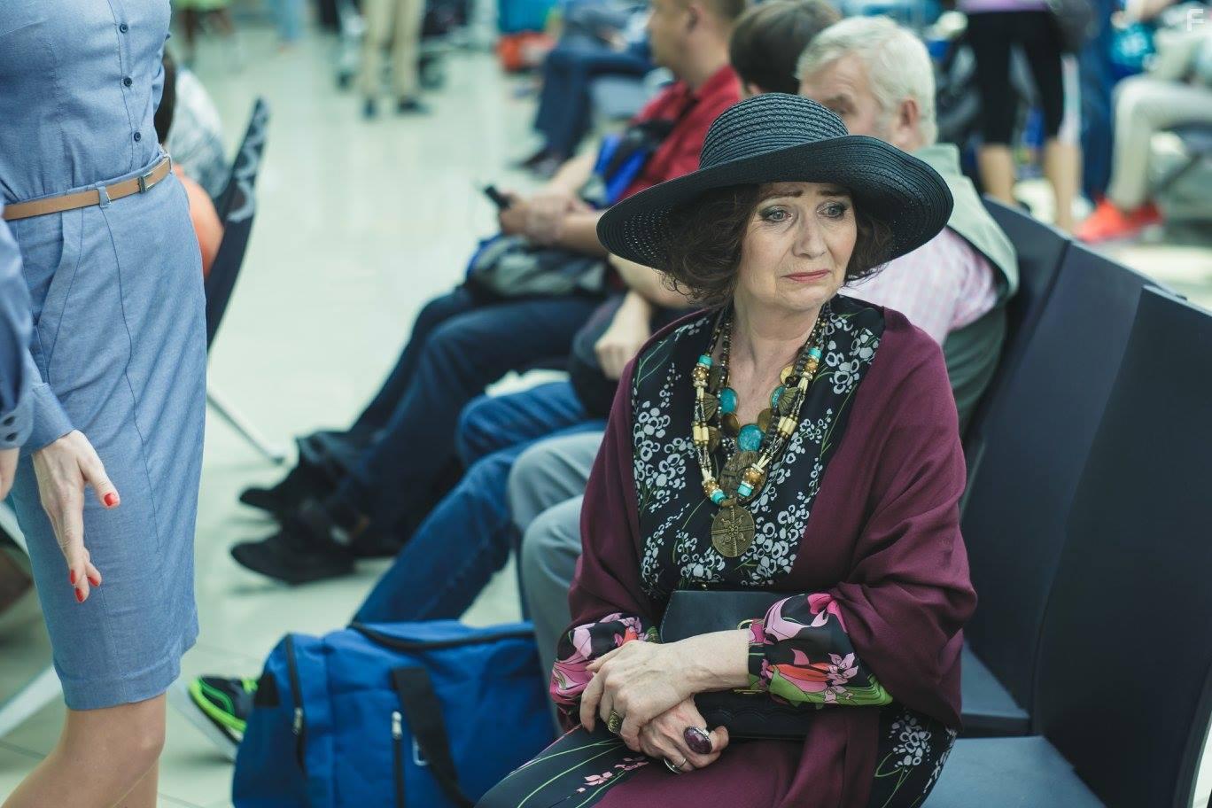 Девушка с глазами цвета неба #31