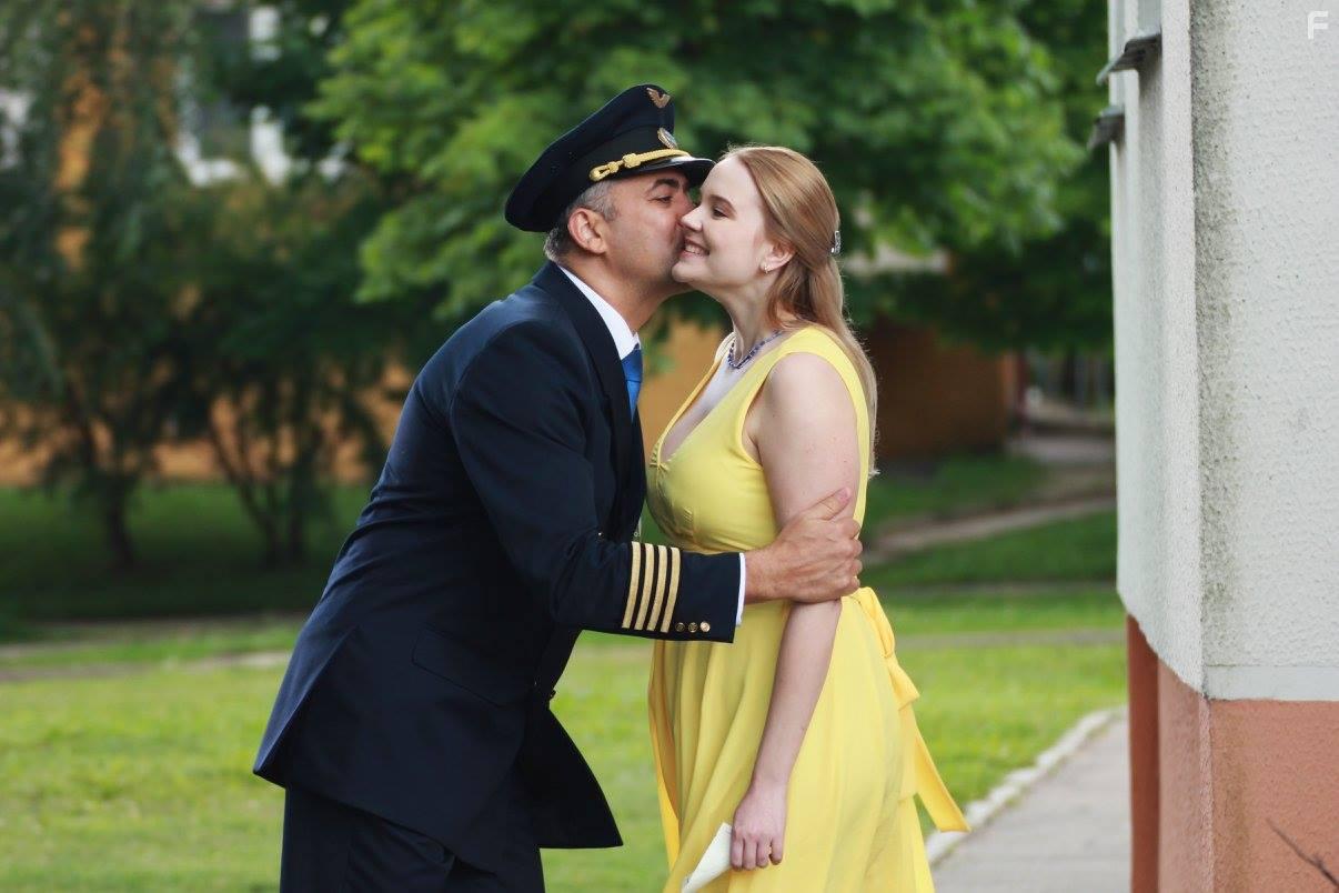 Девушка с глазами цвета неба #33