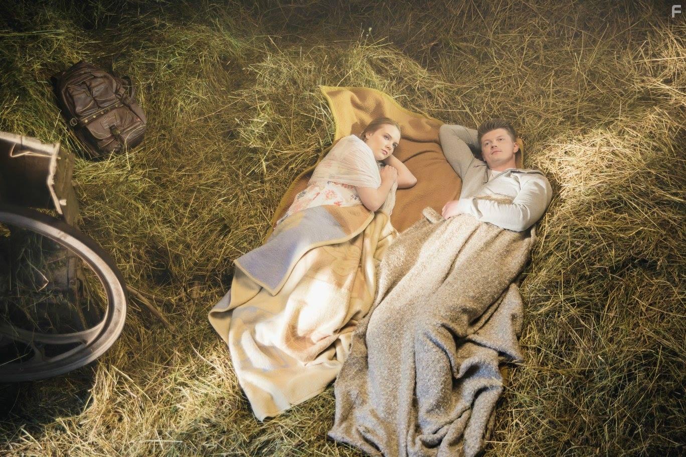 Девушка с глазами цвета неба #52