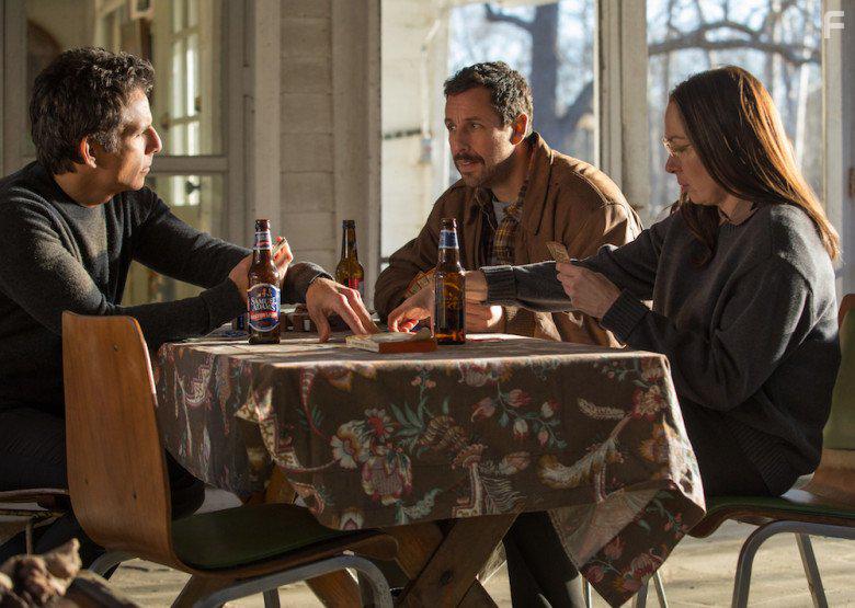Adam Sandler, Ben Stiller, and Elizabeth Marvel in The Meyerowitz Stories (New and Selected) (2017)