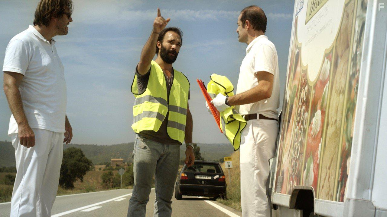 Frank Feys, Miko Jarry, and Jess Lloveras in Tercer grado (2015)