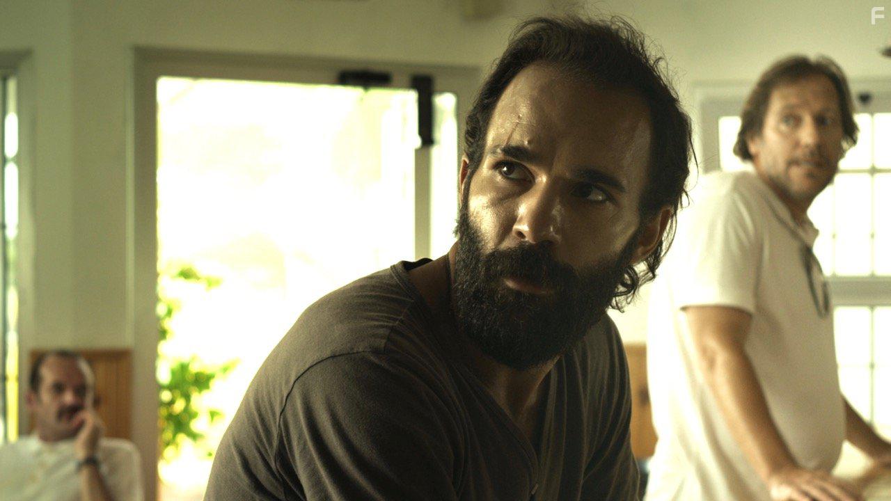 Frank Feys, Miko Jarry, and Jess Lloveras in Tercer grado (2015)