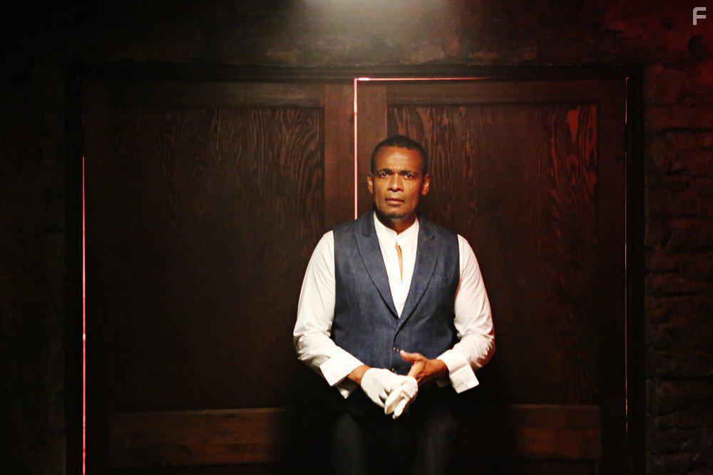 Mario Van Peebles in Superstition (2017)