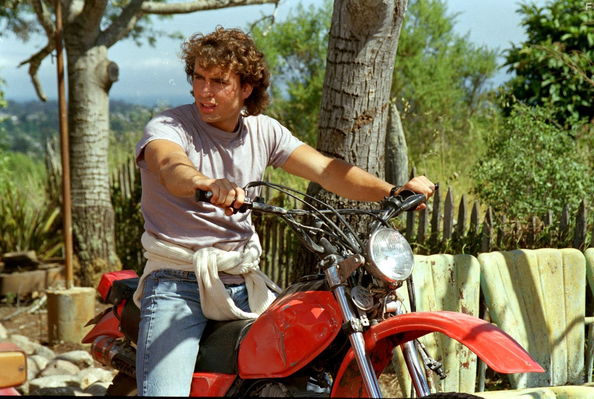 Jason Patric in Пропащие ребята (1987)