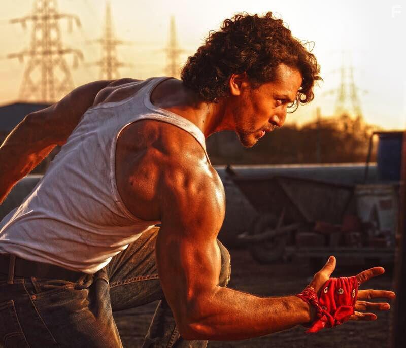Tiger Shroff in Munna Michael (2017)