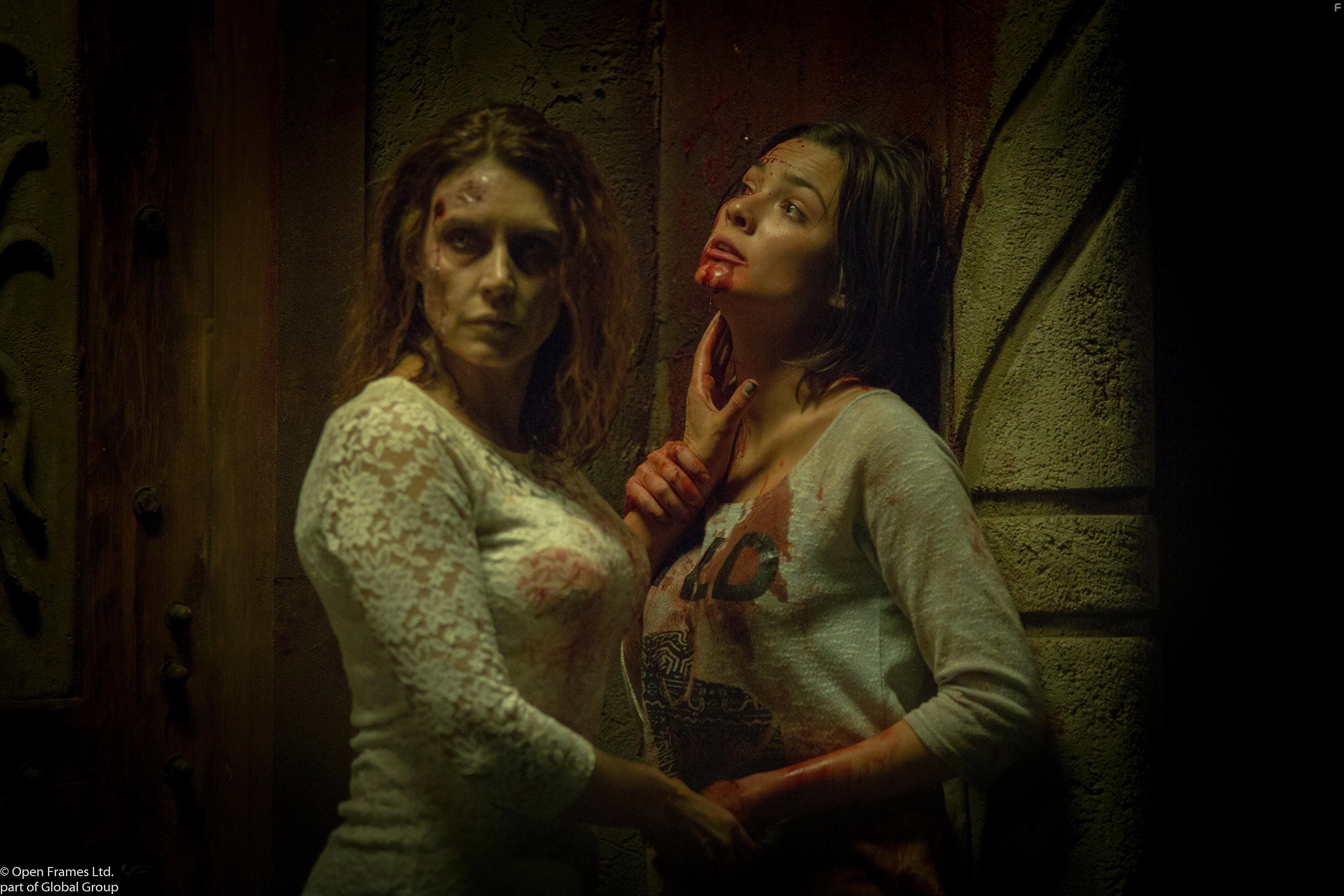 Diana Lyubenova and Lorina Kamburova in Nightworld (2017)