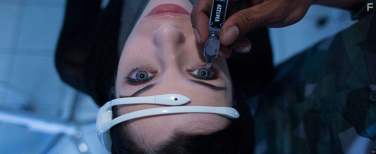 Jessica De Gouw in OtherLife (2017)