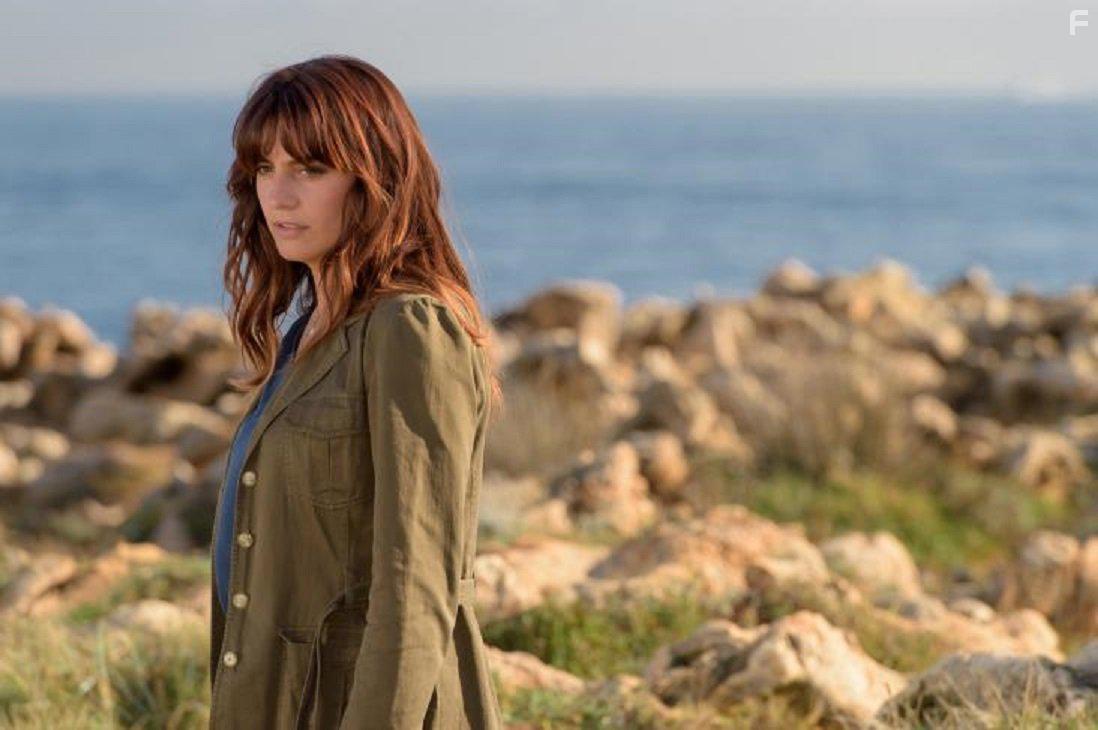 Latitia Milot in La vengeance aux yeux clairs (2016)