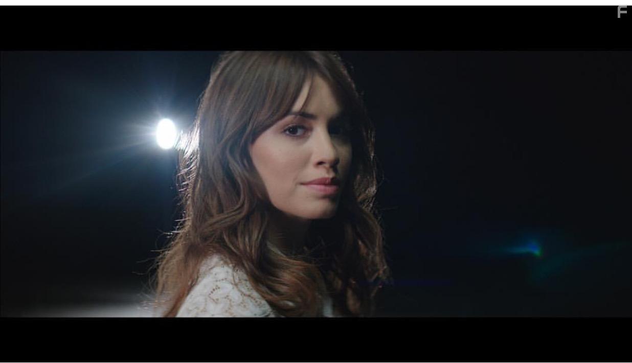 Lali Espsito in Permitidos (2016)