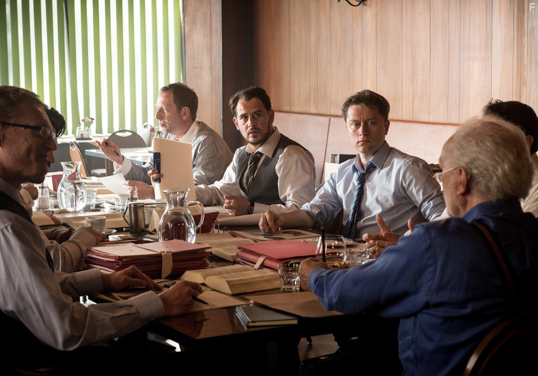 Moritz Bleibtreu, Michael Gwisdek, and Adrian Topol in Schuld (2015)