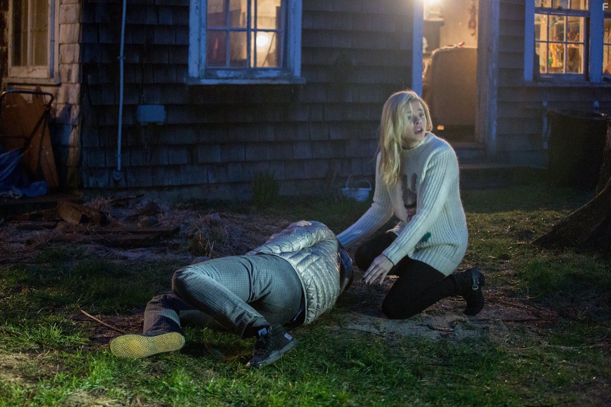 Chlo Grace Moretz in November Criminals (2017)