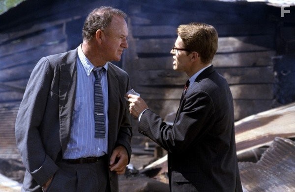 Willem Dafoe and Gene Hackman in Миссисипи в огне (1988)