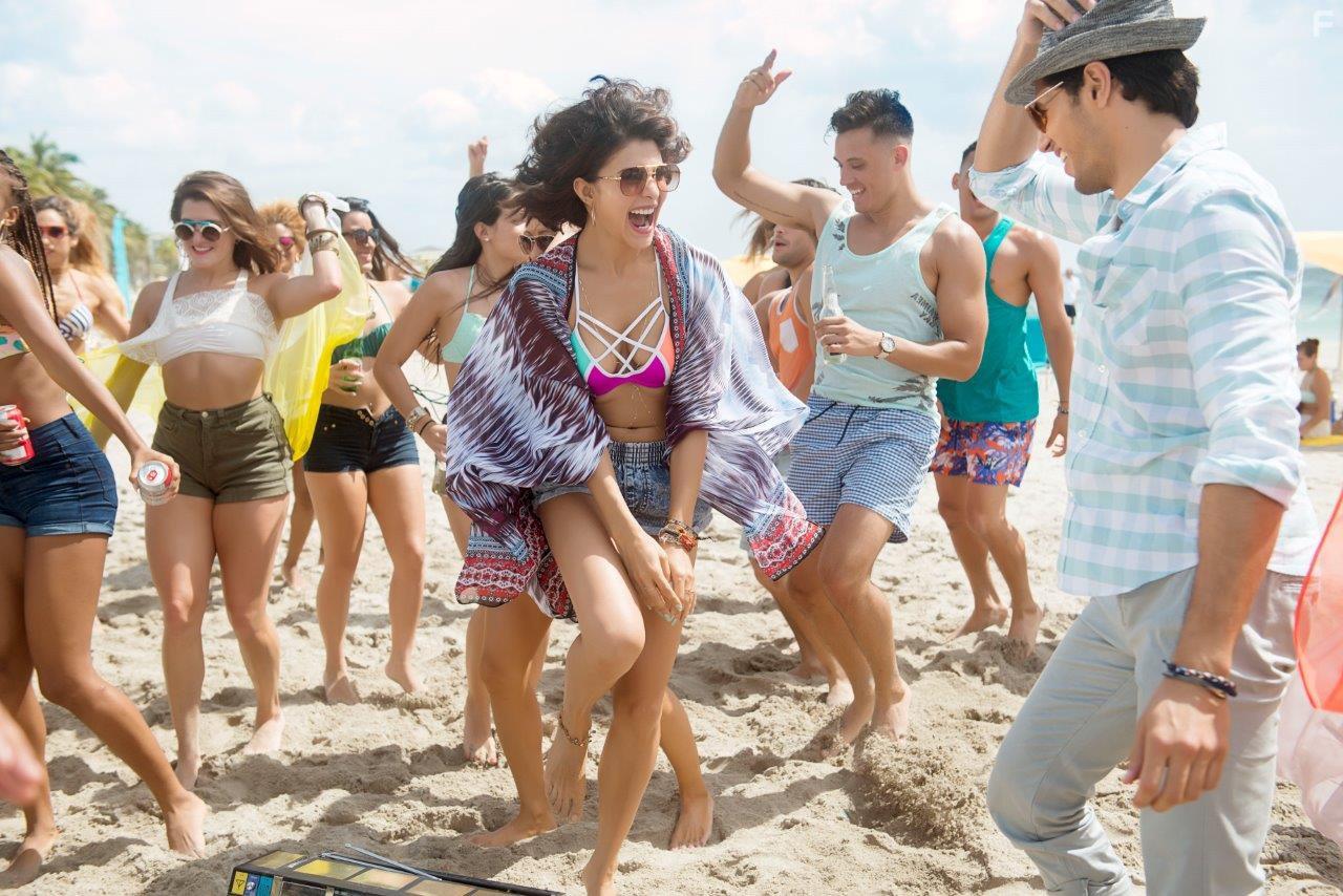 Jacqueline Fernandez in A Gentleman (2017)