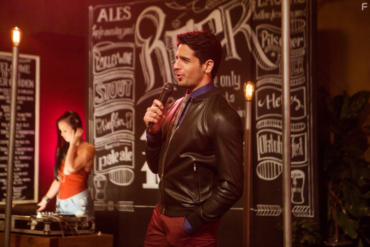 Sidharth Malhotra in A Gentleman (2017)