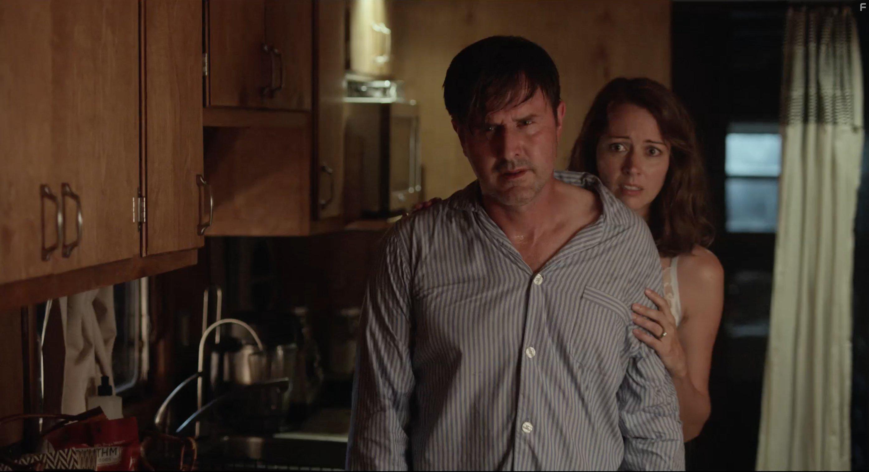 David Arquette and Amy Acker in Amanda & Jack Go Glamping (2017)