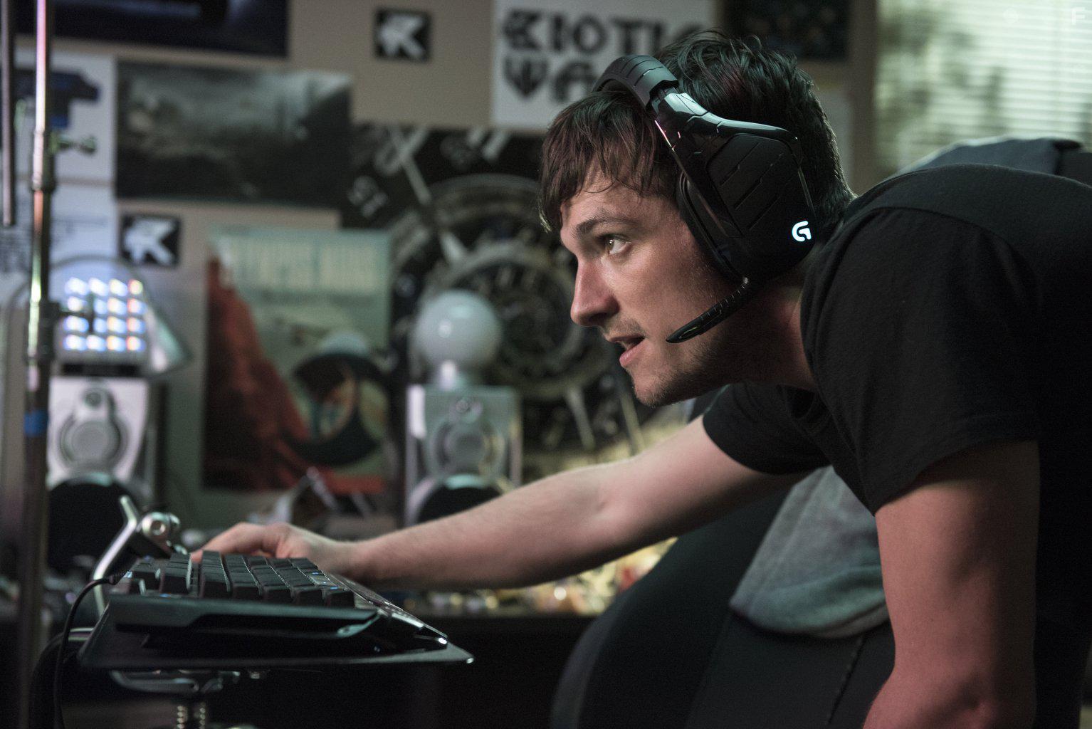 Josh Hutcherson in Future Man (2017)