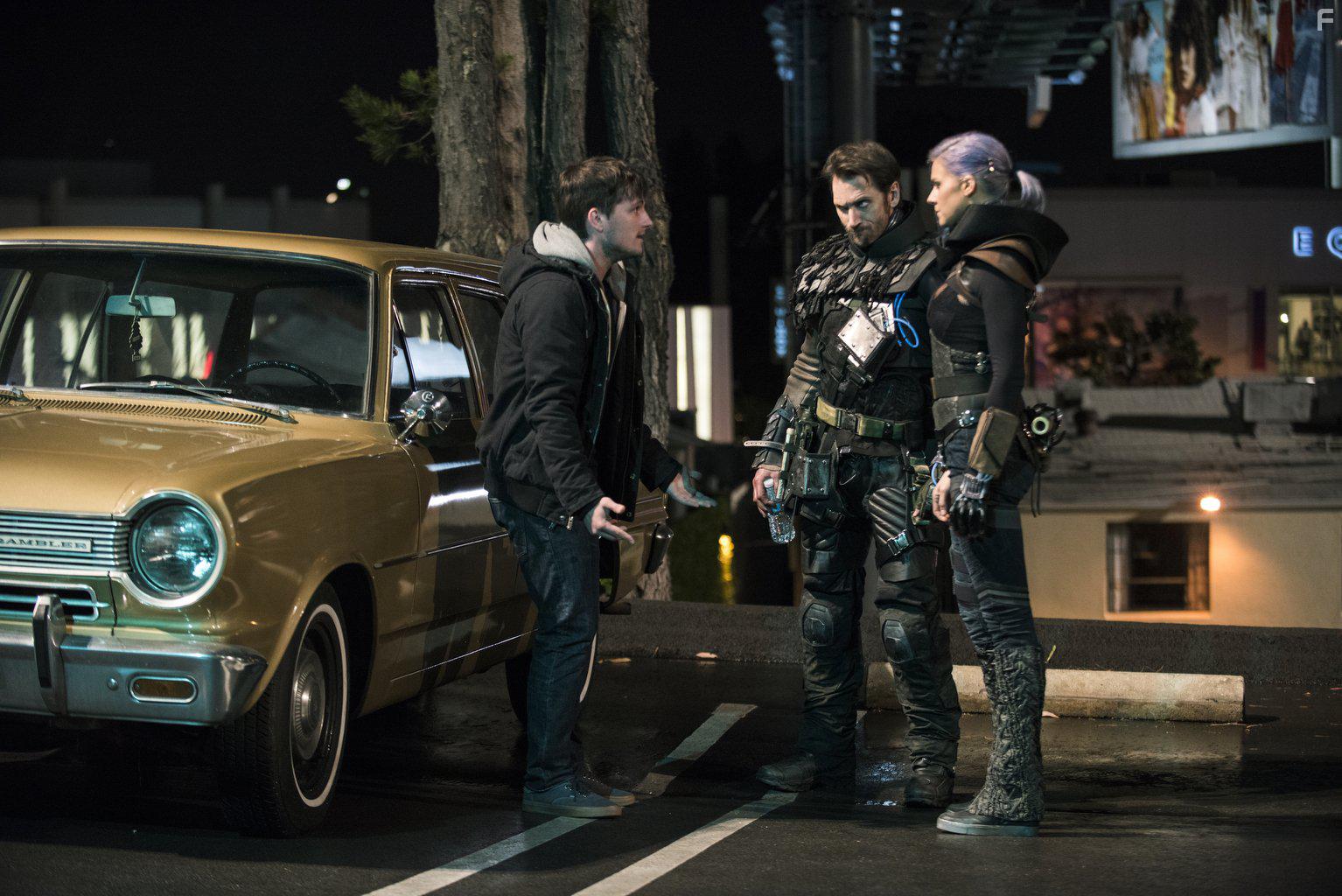 Josh Hutcherson, Eliza Coupe, and Derek Wilson in Future Man (2017)