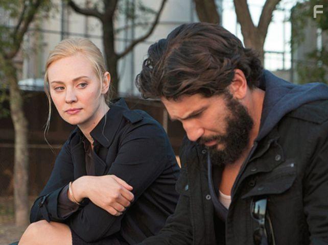 Jon Bernthal and Deborah Ann Woll in The Punisher (2017)