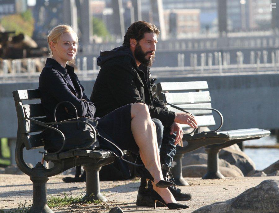 Jon Bernthal and Deborah Ann Woll in The Punisher (2017)