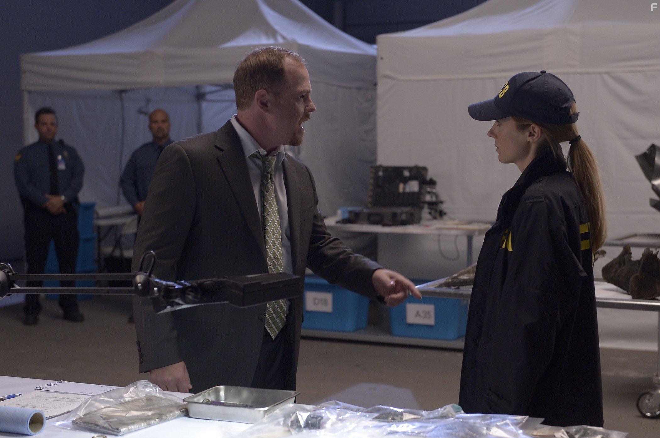 Kerry Condon and Joel Keller in Brace for Impact (2016)