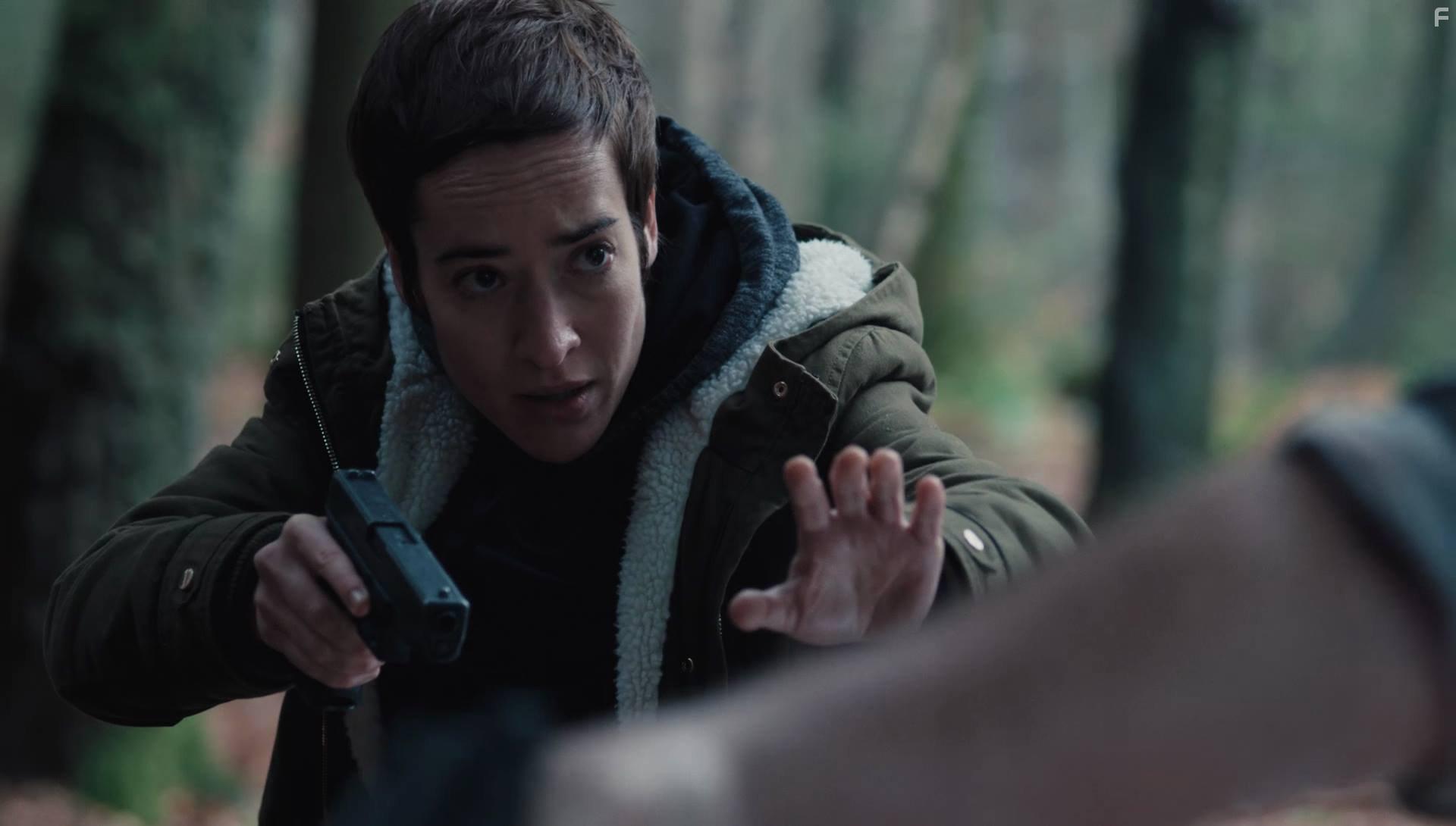 Stphanie Blanchoud in Ennemi public (2016)