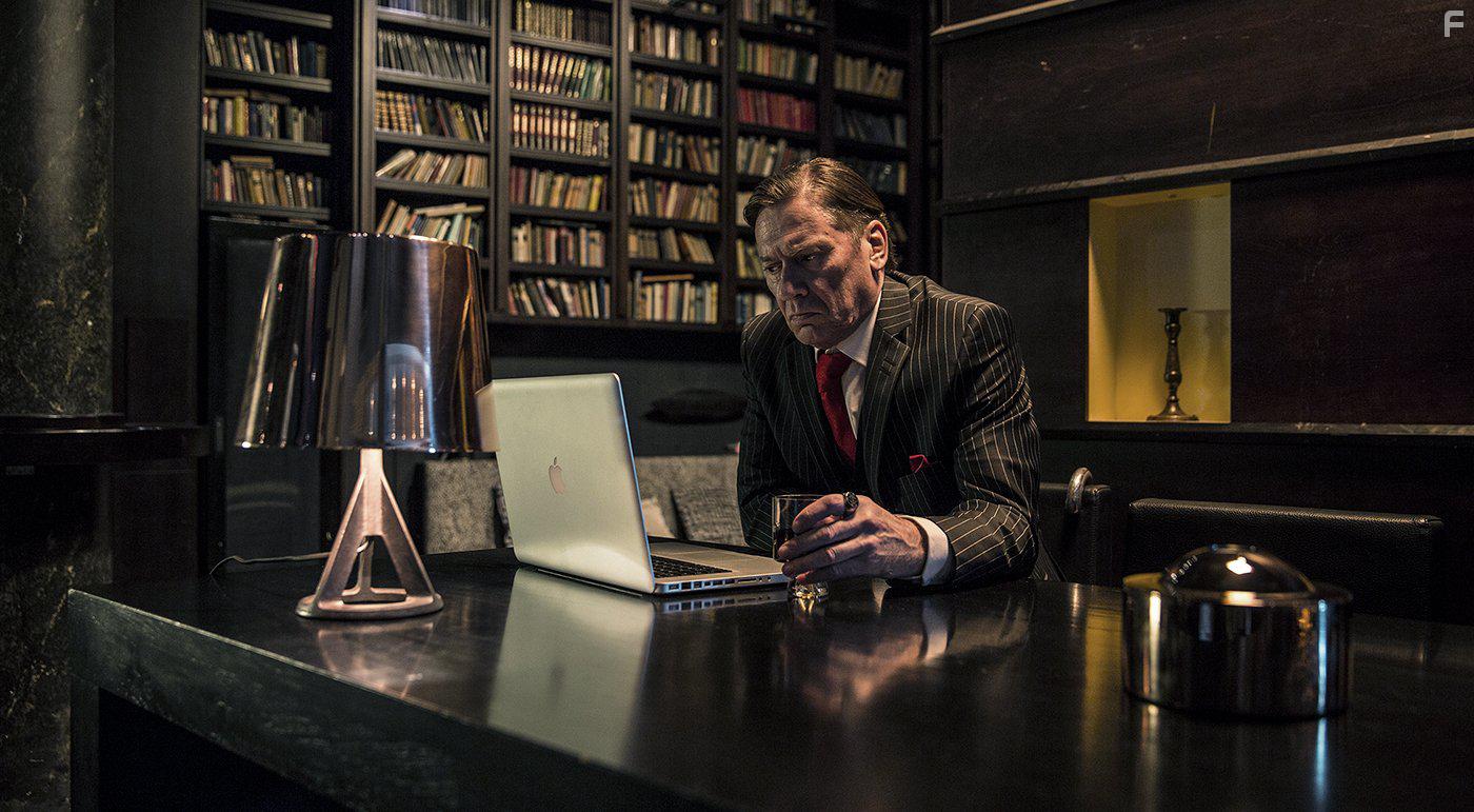 Matti Onnismaa in Rendel (2017)