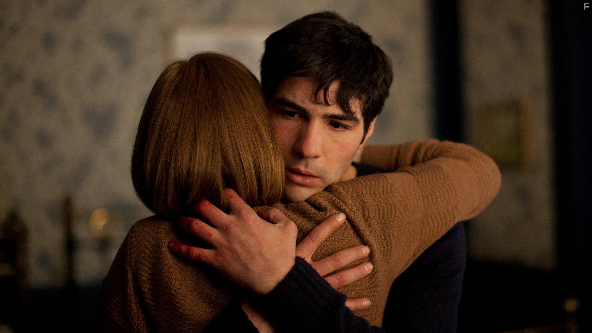 Tahar Rahim and Constance Rousseau in Le secret de la chambre noire (2016)