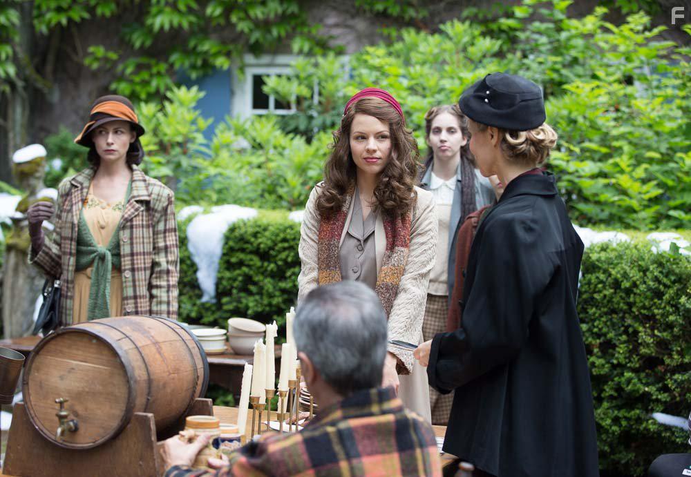 Kate Vernon, Ali Liebert, and Pauline Egan in Christmas Truce (2015)