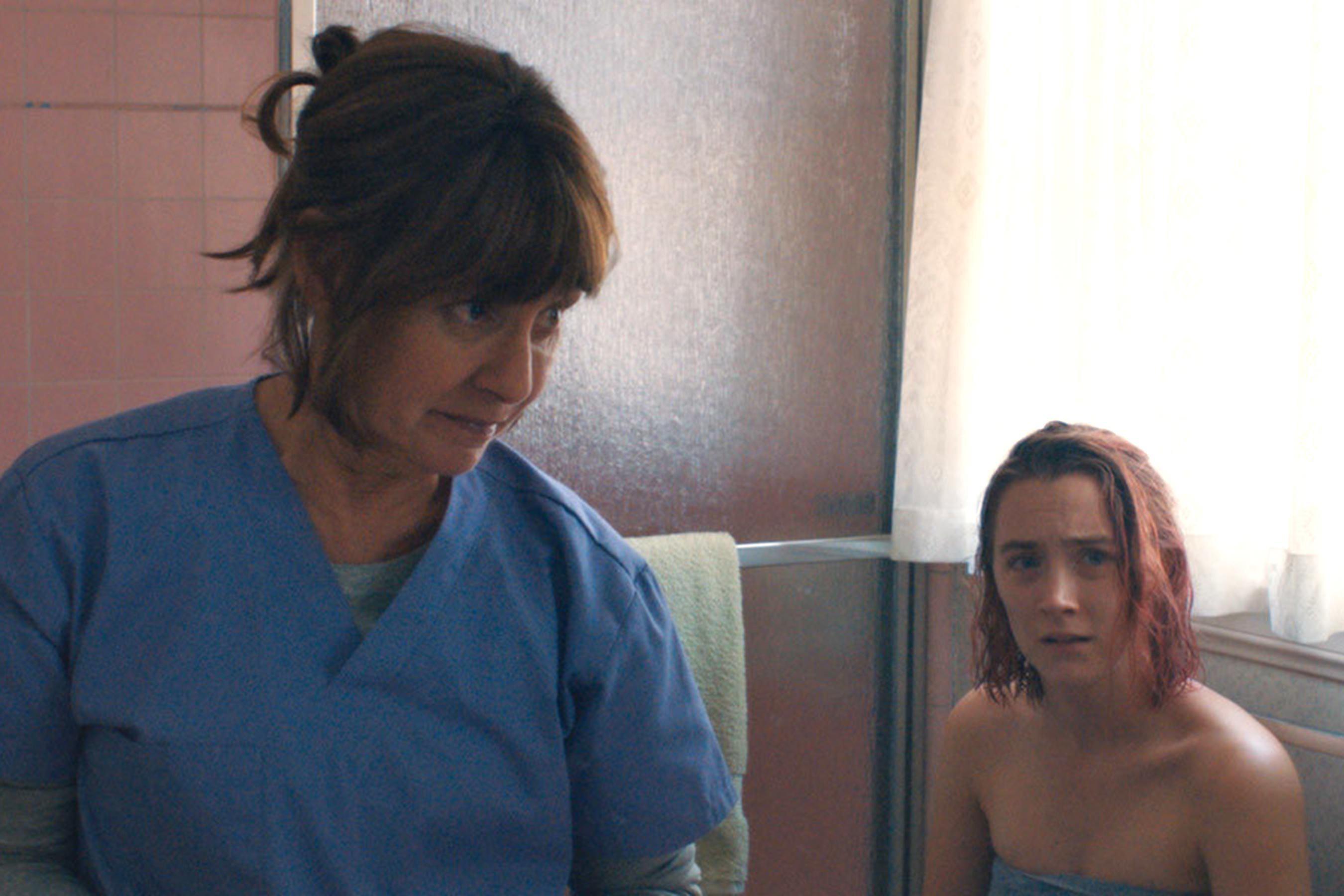 Laurie Metcalf and Saoirse Ronan in Lady Bird (2017)