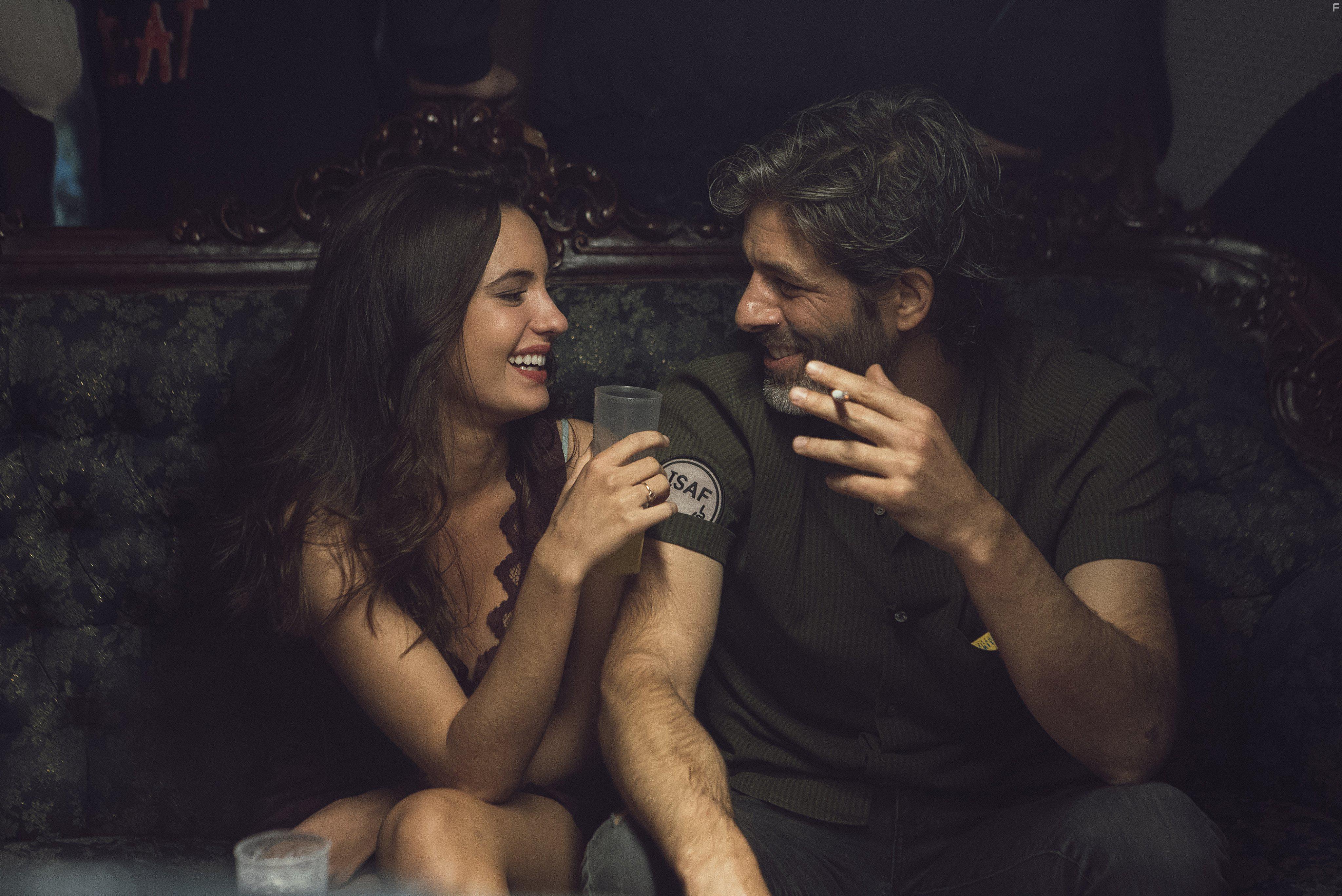 Demonios tus ojos (2017)