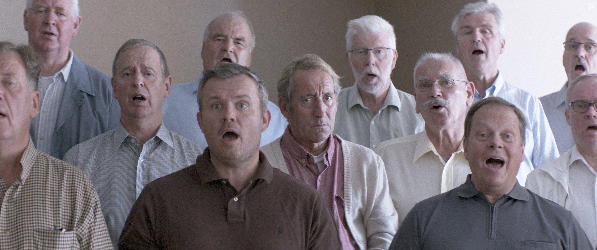 Sigurur Sigurjnsson in Undir trnu (2017)