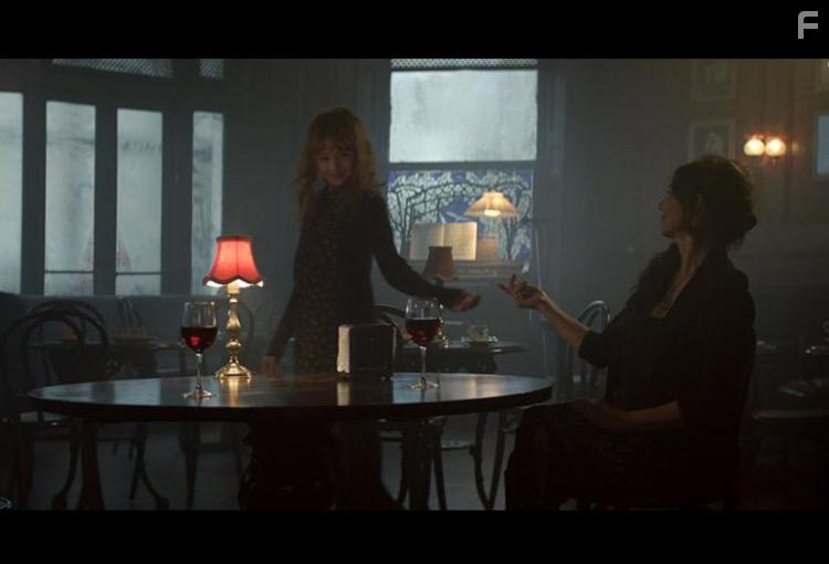 Joanne Whalley and Eve Maher in Muse (2017)