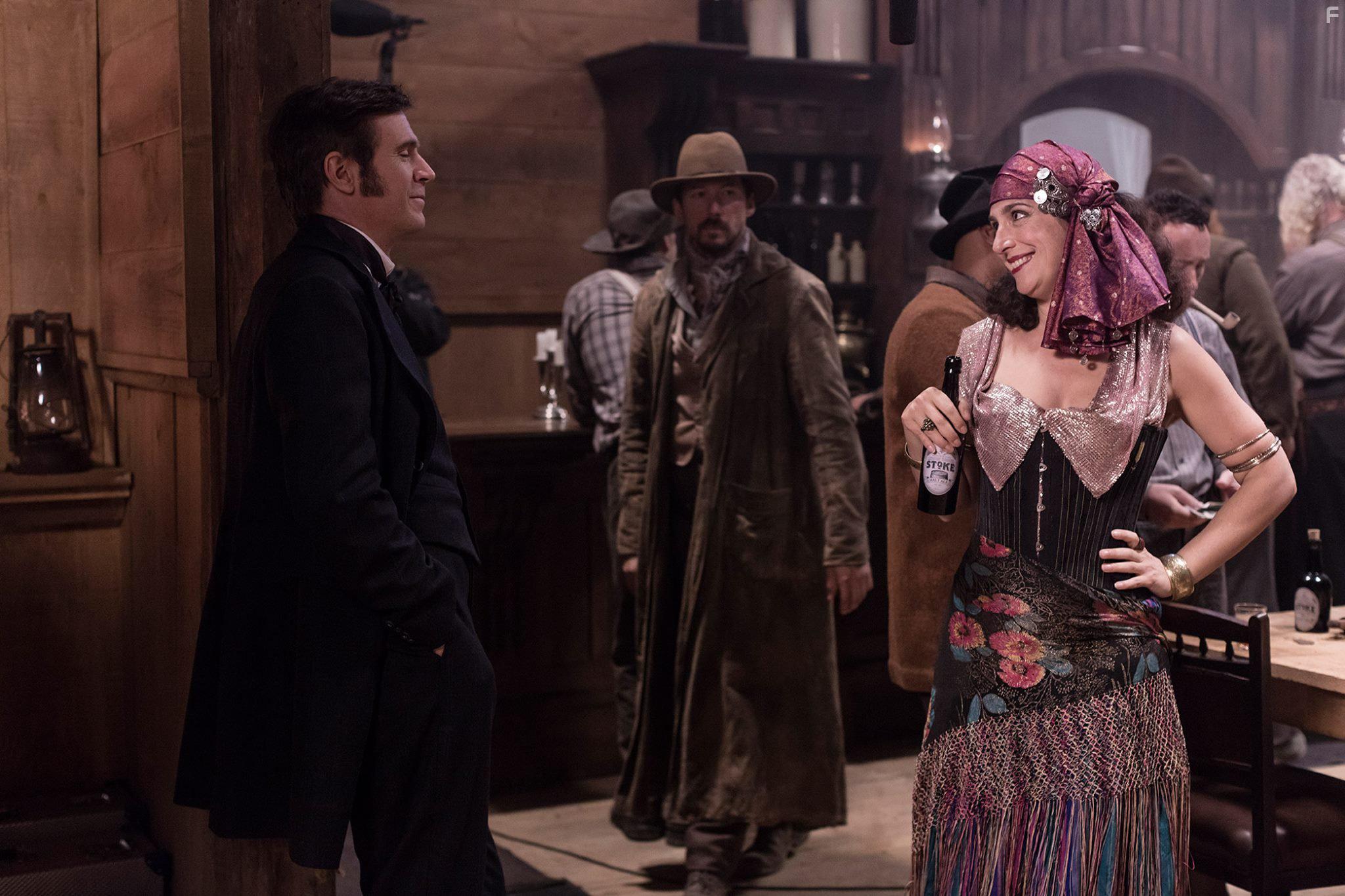 Jack Davenport, Emily Corcoran, and Cohen Holloway in The Stolen (2017)