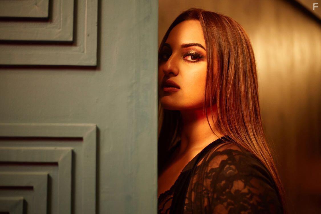 Sonakshi Sinha in Ittefaq (2017)