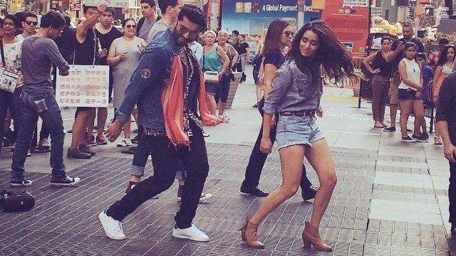 Arjun Kapoor and Shraddha Kapoor in Half Girlfriend (2017)