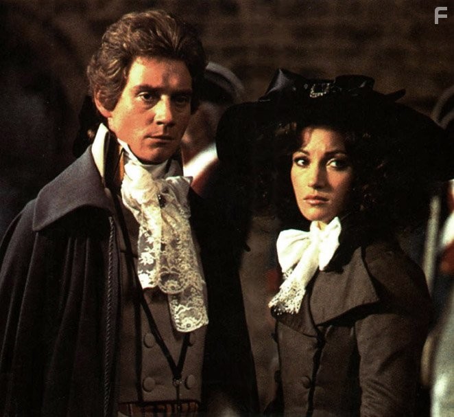 Anthony Andrews and Jane Seymour in Алый первоцвет (1982)