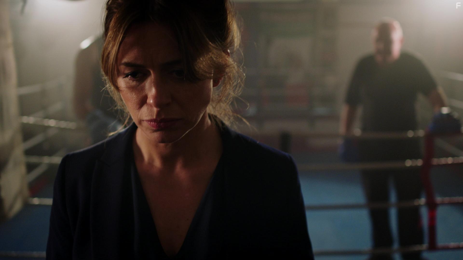 Eve Myles and Connagh Howard in Keeping Faith (2017)