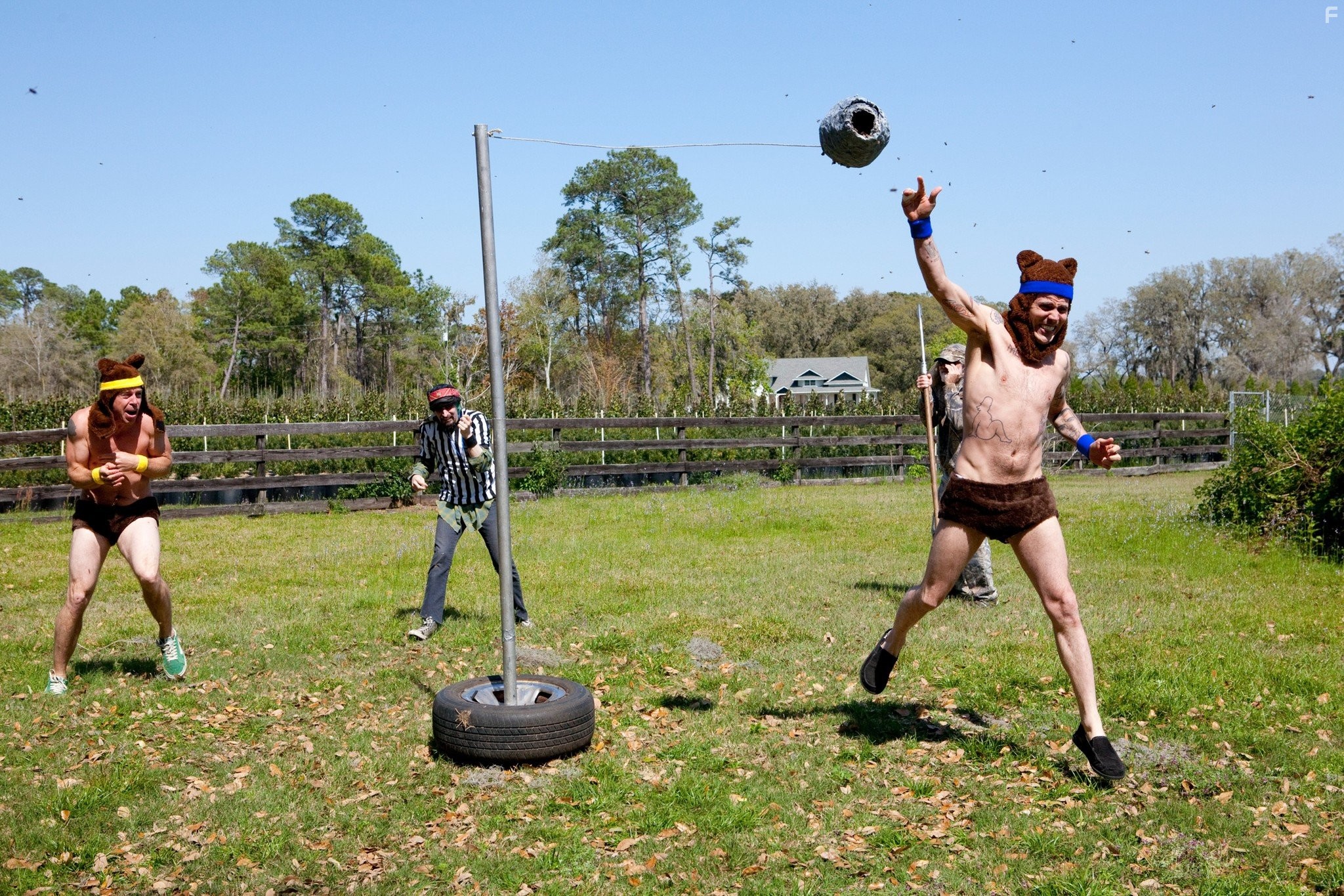 Johnny Knoxville and Steve-O in Чудaки 3D (2010)