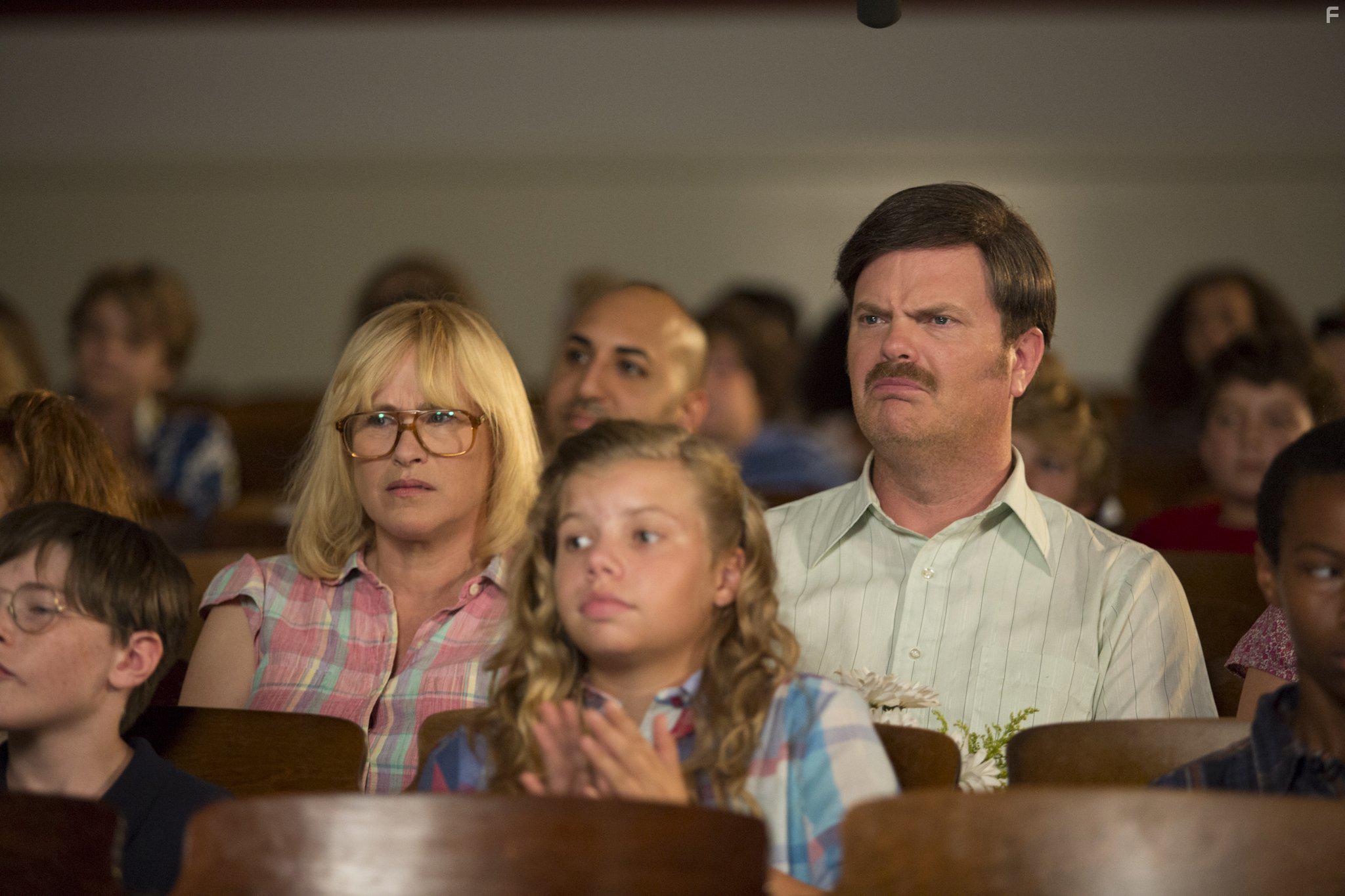 Patricia Arquette and Rainn Wilson in Permanent (2017)