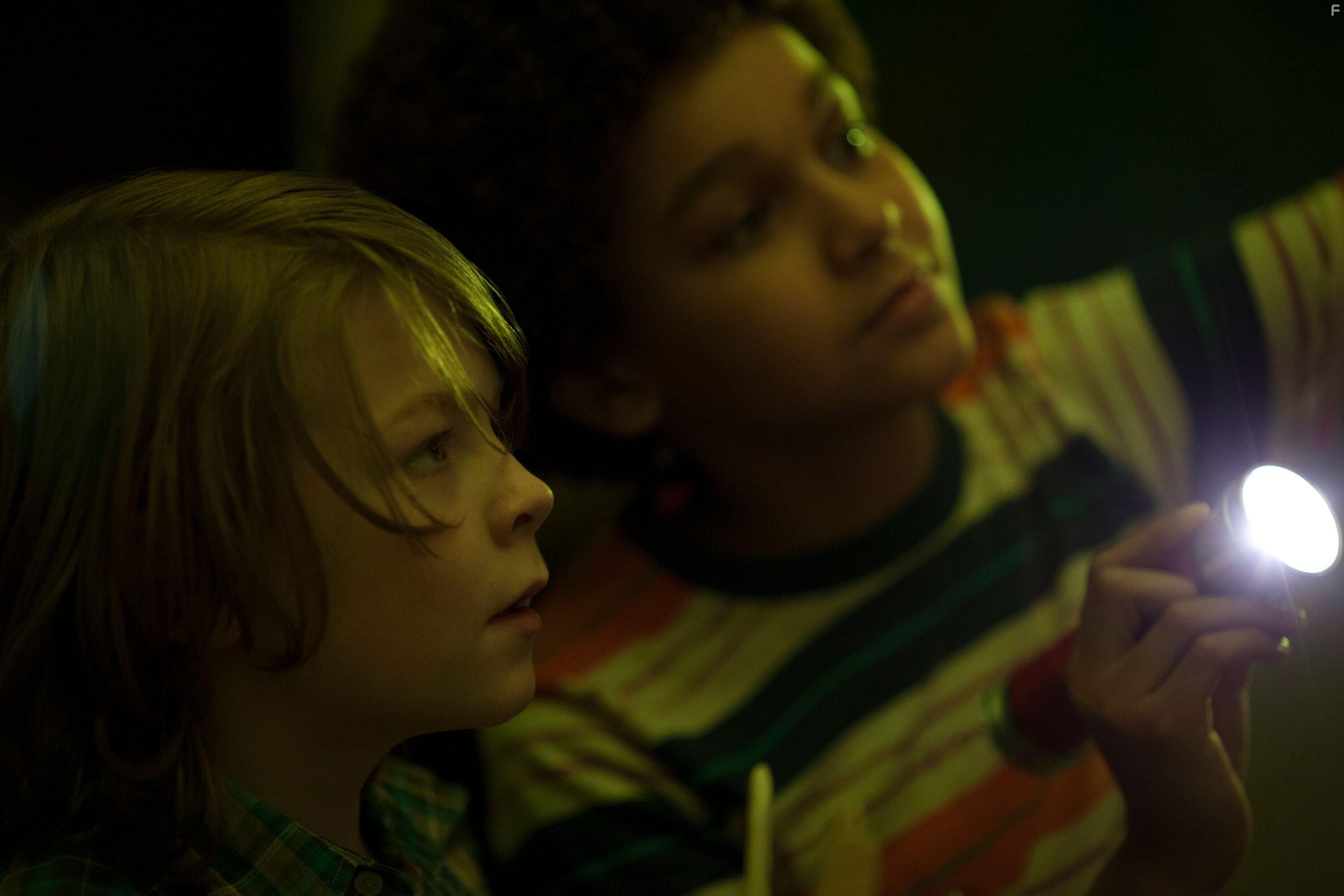 Jaden Michael and Oakes Fegley in Wonderstruck (2017)