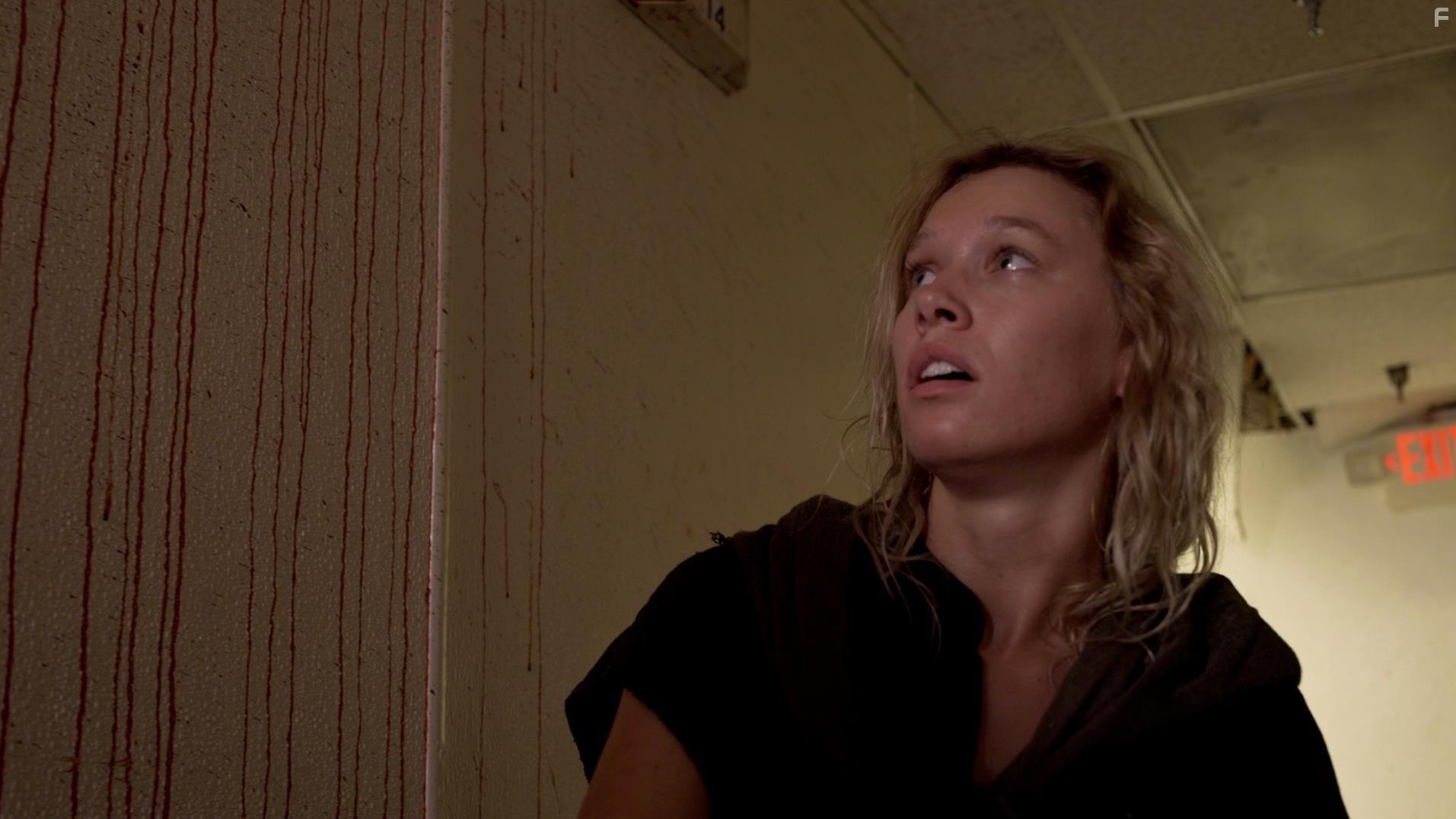 Ashlyn McEvers in Apocalypse Road (2016)