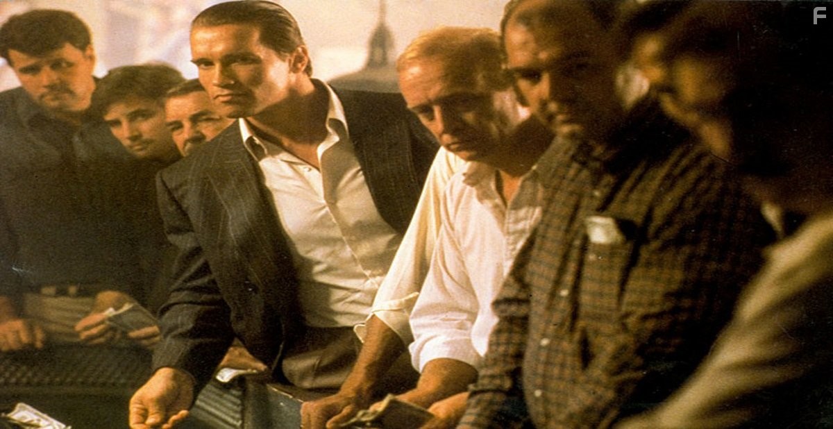 Arnold Schwarzenegger in Без компромиссов (1986)