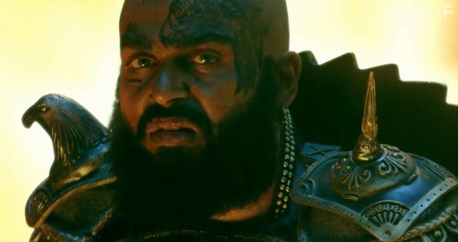 Karthi in Kaashmora (2016)