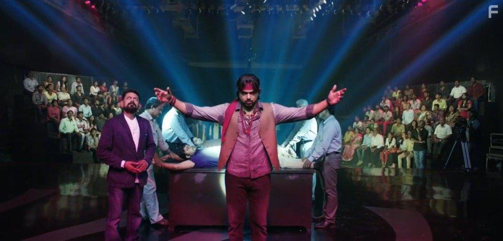 Karthi in Kaashmora (2016)