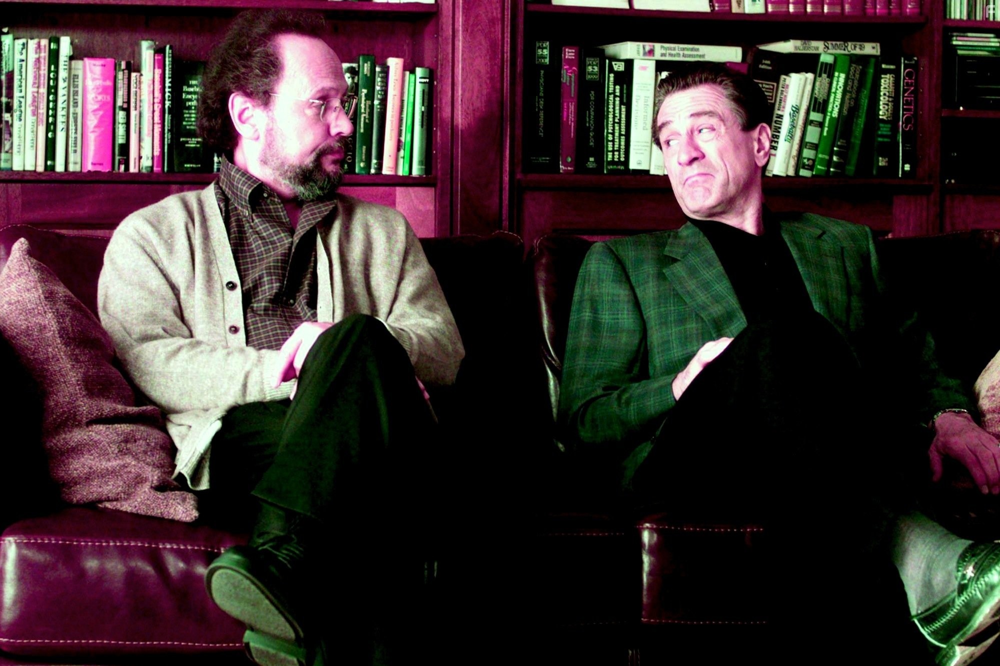 Robert De Niro and Billy Crystal in Анализируй это (1999)