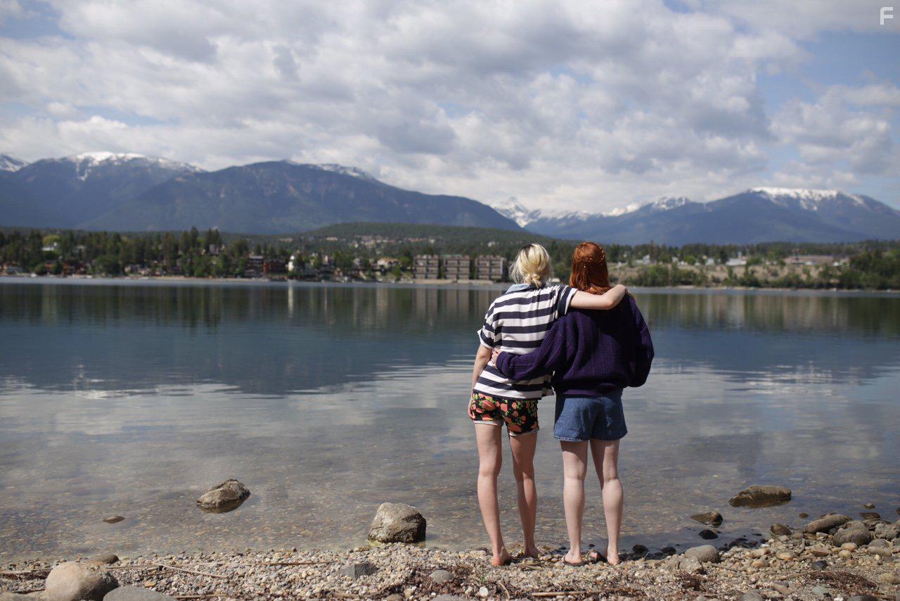 Grace Glowicki and Erin Margurite Carter in Suck It Up (2017)