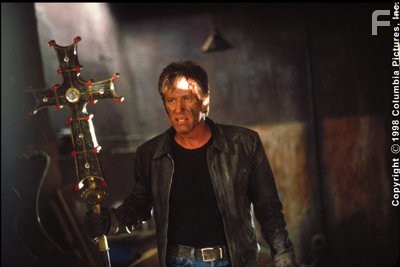 James Woods stars as vampire hunter Jack Crow