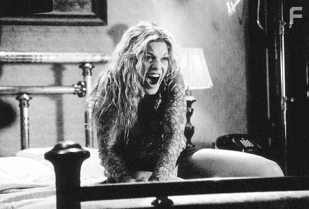 Sheryl Lee in Вaмпиры (1998)